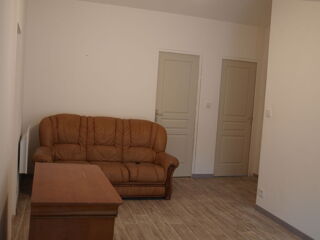  Appartement à louer 3 pièces 58 m² Coulon