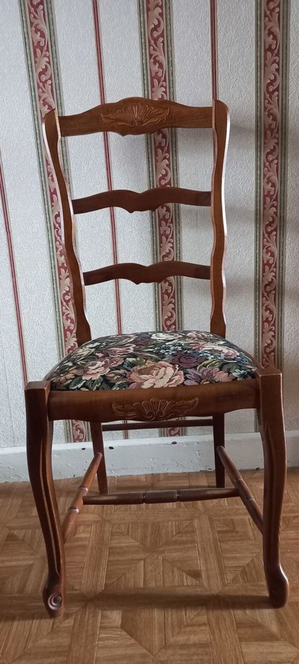 Chaise rustique Meubles