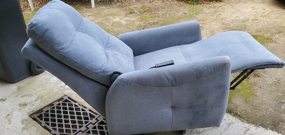 Fauteuil releveur &eacute;lectrique Meubles