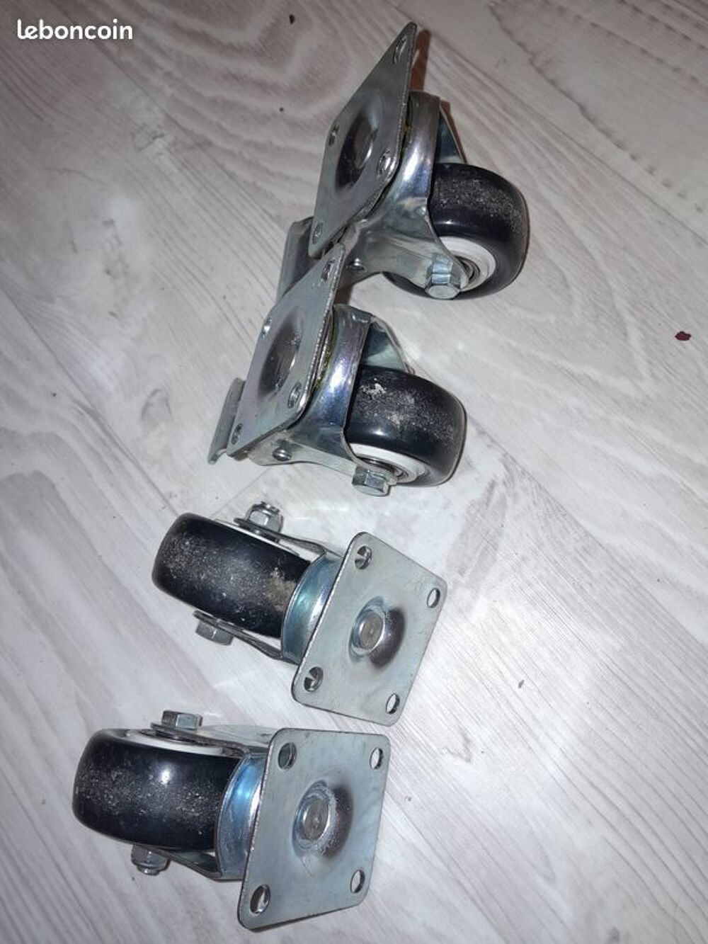 Ensemble 4 roulettes pivotante Bricolage