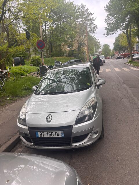 Renault Scénic III Scenic III dCi 110 FAP eco2 15th Euro 5 EDC 2011 2011 occasion Montreuil 93100