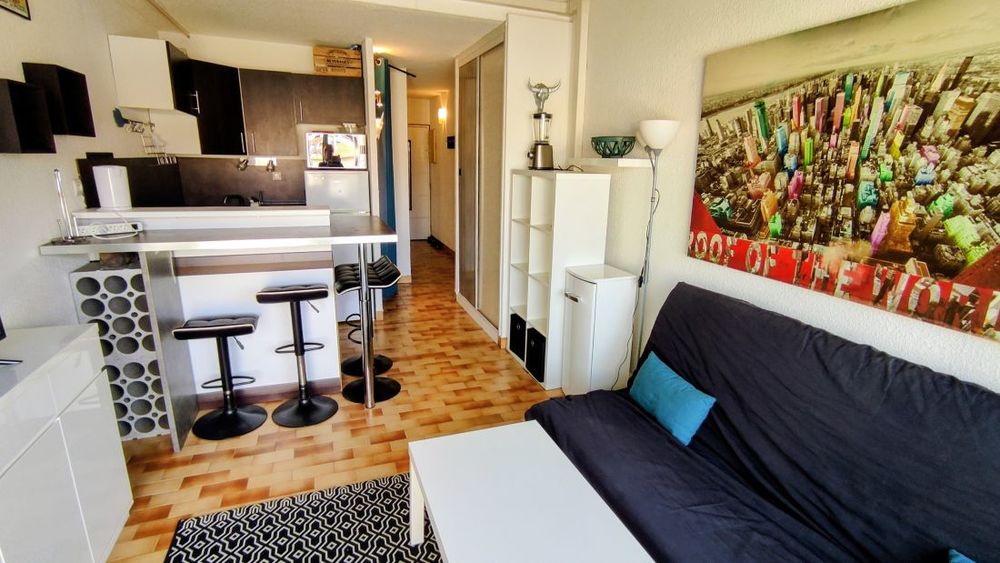 Vente Appartement Le Cap d'Agde : Proche Avant Port / Bas des falaises: Vue Chenal STUDIO-CABINE ( 26,71m² ) + terrasse 7,51m². Le cap d agde