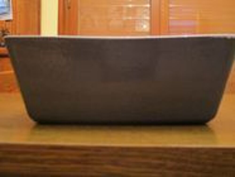 Belles terrines gris fonc&eacute; - pleins de choses avec Décoration