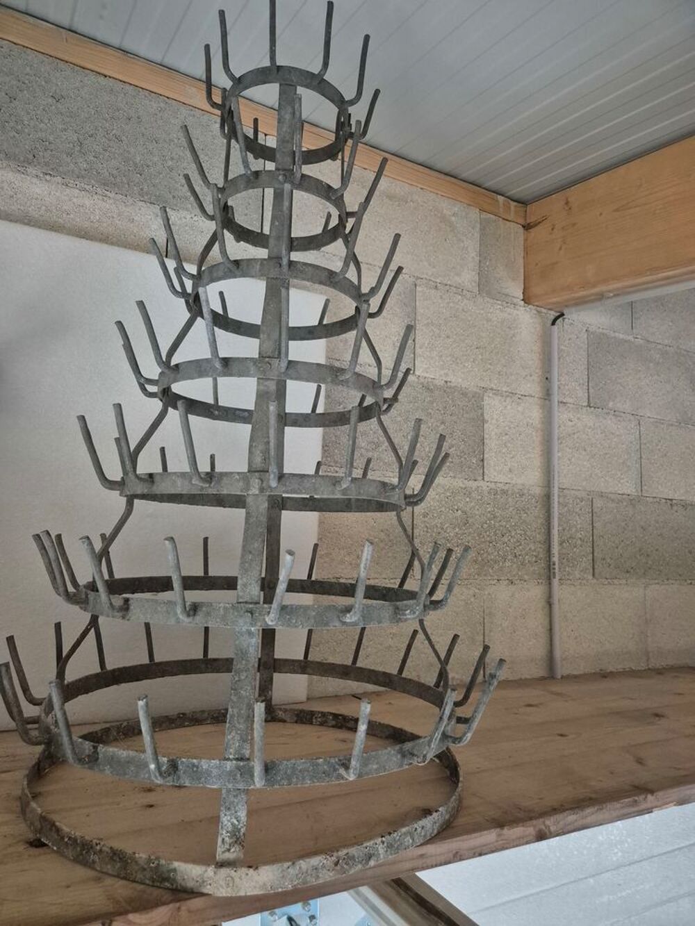 Egoutoir &agrave; bouteilles . Bricolage