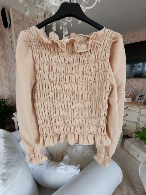 Haut femme beige marque H et M Taille 38 Montluçon (03)