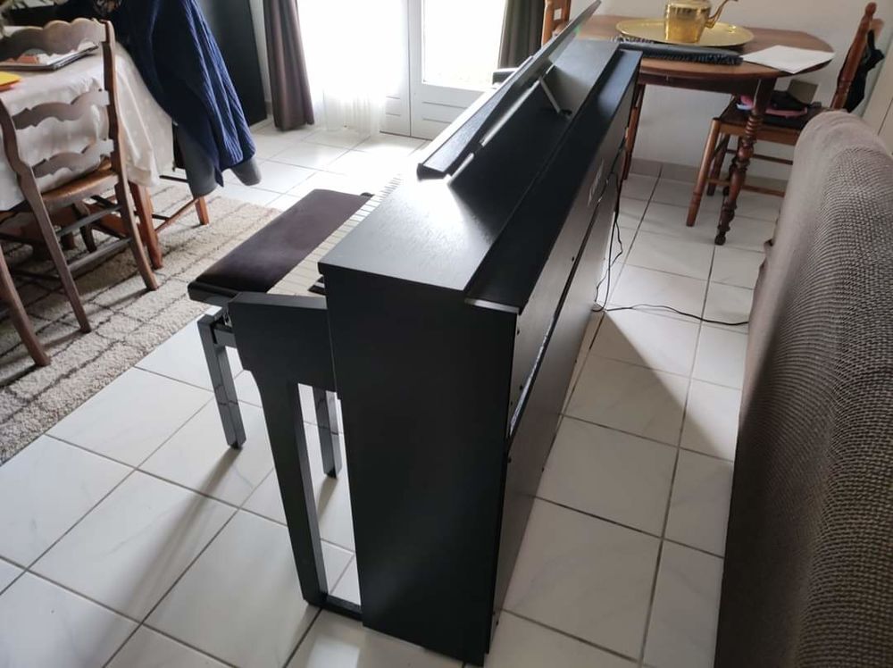 piano num&eacute;rique meuble Kawai CN37 Instruments de musique