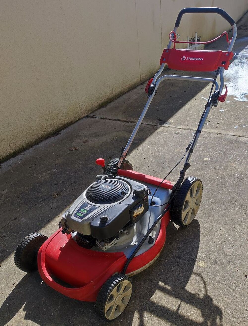 Tondeuse STERWINS 530 BTC Plus Jardin
