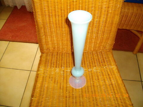 Soliflore en opaline bleu Perros-Guirec (22)