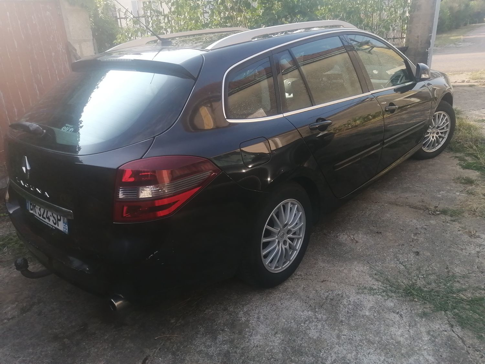 Laguna III Laguna 2.0 dCi 130 FAP eco2 Bose Edition 2011 occasion 89480 Andryes