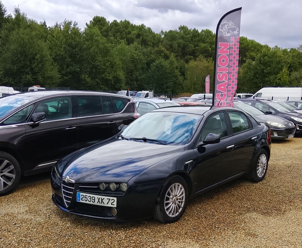 159 1.9 JTDm 16V TI QTronic 2006 occasion 72230 Arnage