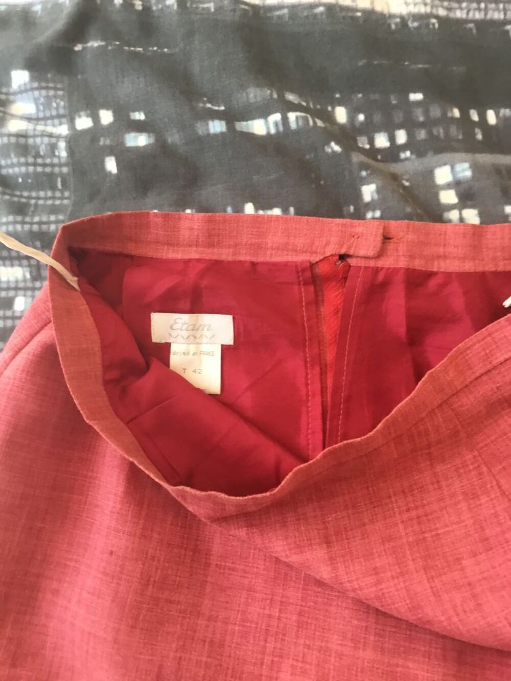 Joli ensemble femme veste et jupe, pour l'&eacute;t&eacute; Vtements