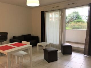  Appartement à louer 2 pièces 45 m²