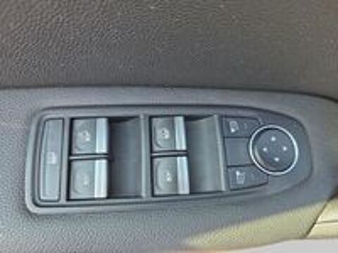 Captur TCe 140 EDC - 21 Business 2022 occasion 38140 Rives