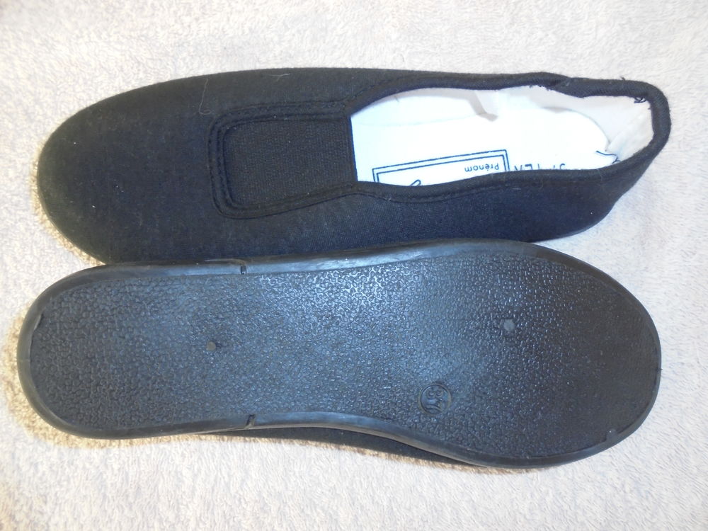 1 paire de ballerine neuve noir taille37 ;souple et l&eacute;g&egrave;re Chaussures