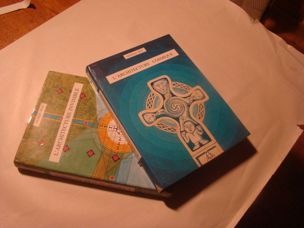  L'architecture invisible et L'architecture cosmique 
Livres et BD