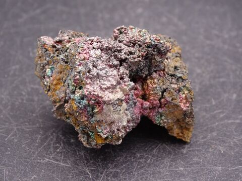 Goethite iris�e & Calcite sur Limonite Santa Eulalia Chihuah 24 Moyenmoutier (88)