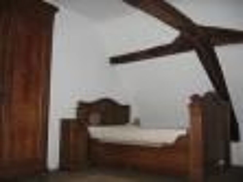 Location Maison Maison gîte meublé louée à l'année Sainte-foy-de-longas