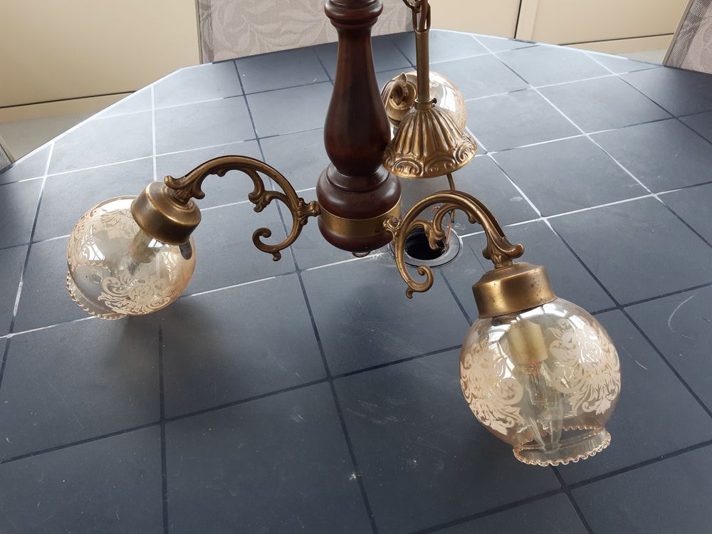 Lustre Bois et Laiton. Décoration