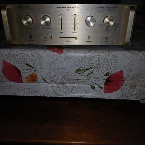 ampli hifi Marantz model 1050 180 Bertignat (63)