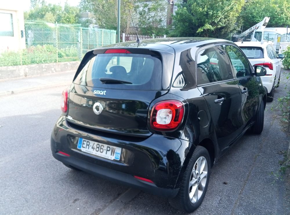 ForFour Forfour 1.0 71 ch S&S BA6 Proxy 2017 occasion 78210 Saint-Cyr-l'&Eacute;cole