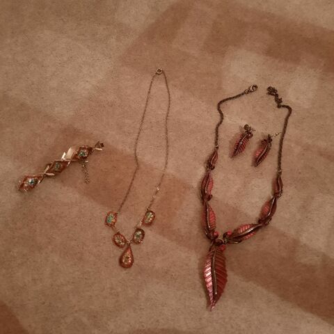 Lot(divisible) de bijoux fantaisie �tat neuf 15 Saint-Dizier (52)