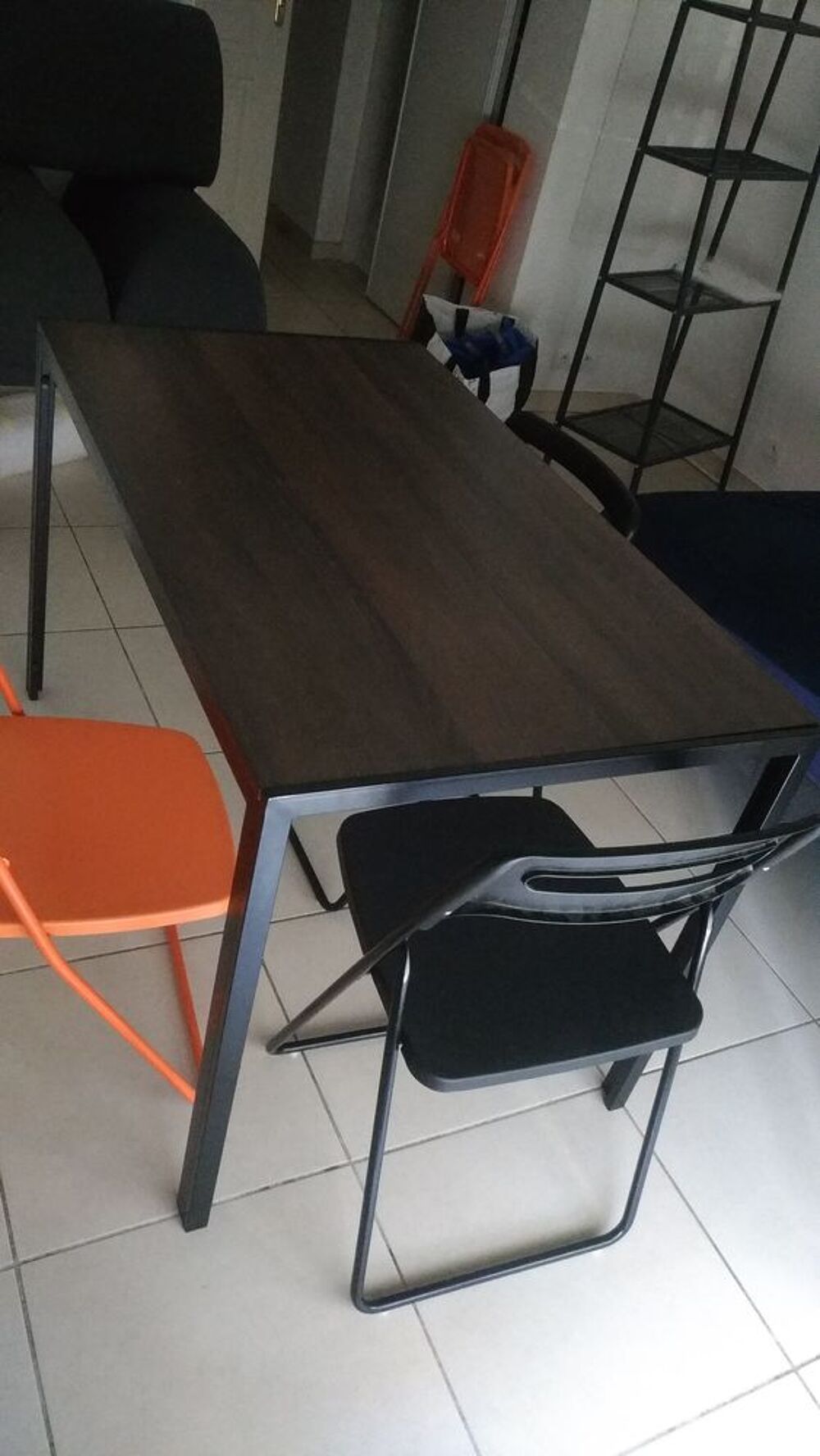 Table salle &agrave; manger 120x70x75
Meubles