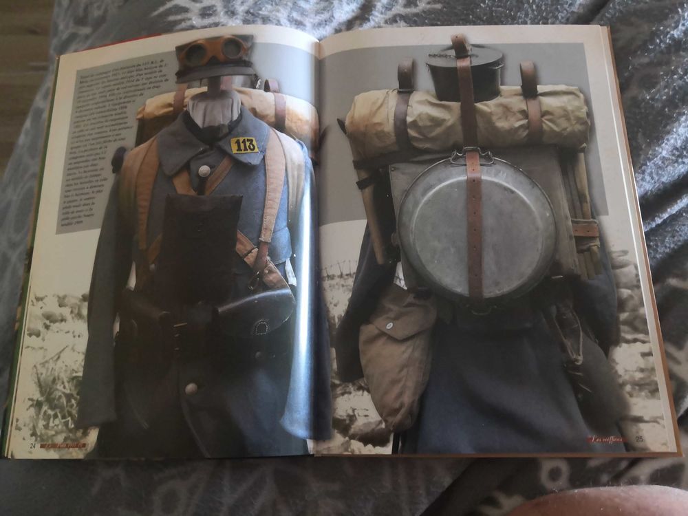 Gazette des uniformes hors s&eacute;rie 19 Livres et BD
