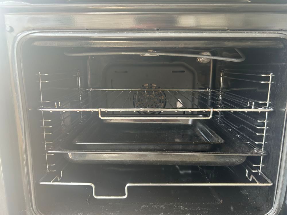 FOUR ENCASTRABLE VALBERG SMFO 69 CS X VET CHALEUR TOURNANTE Electroménager