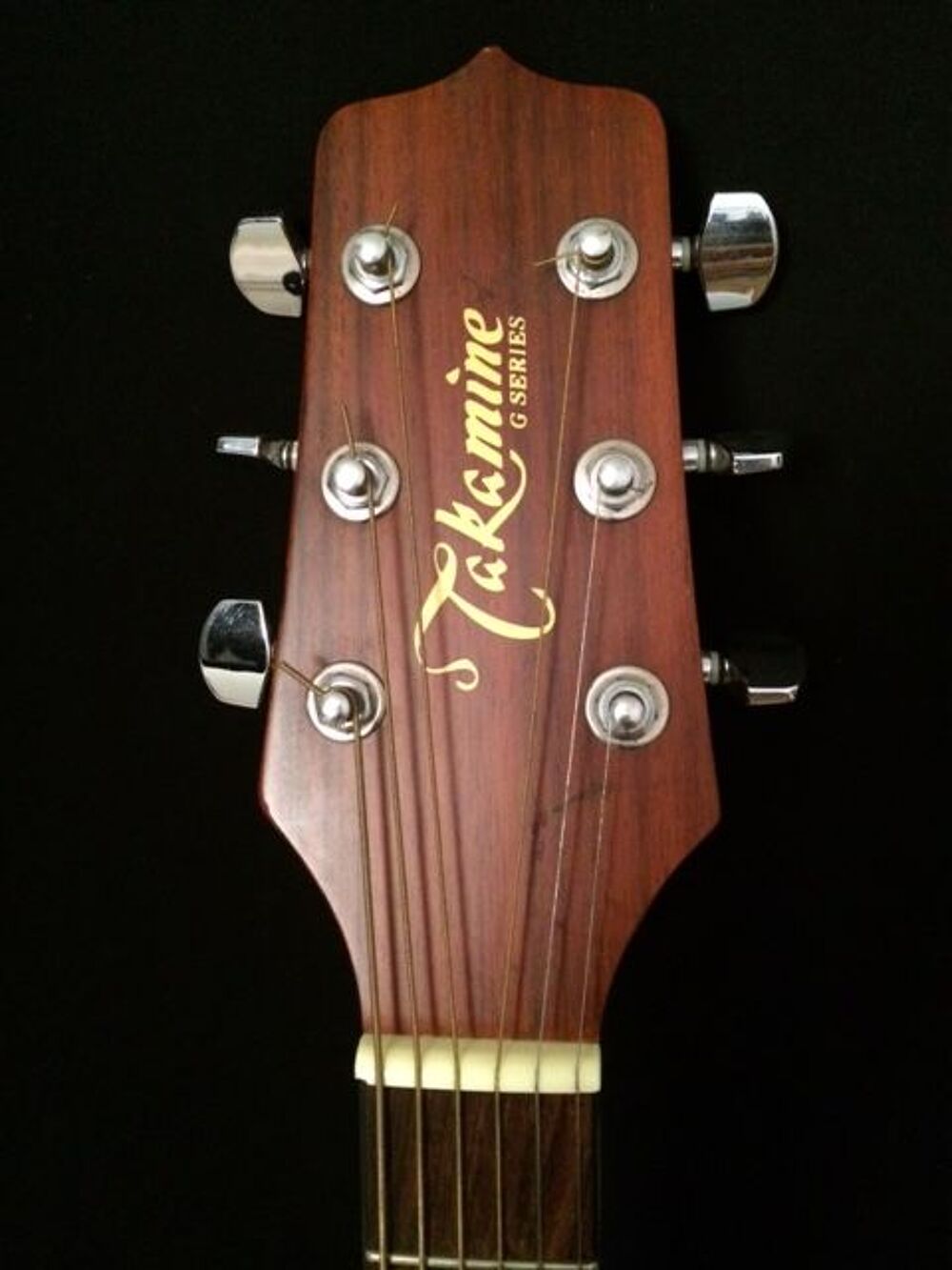 Takamine EG 510 SC Tr&egrave;s bon &eacute;tat + jeu de cordes Elixir Instruments de musique