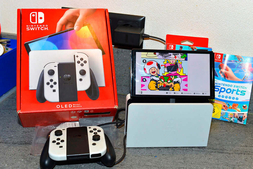 nintendo switch oled Consoles et jeux vidéos