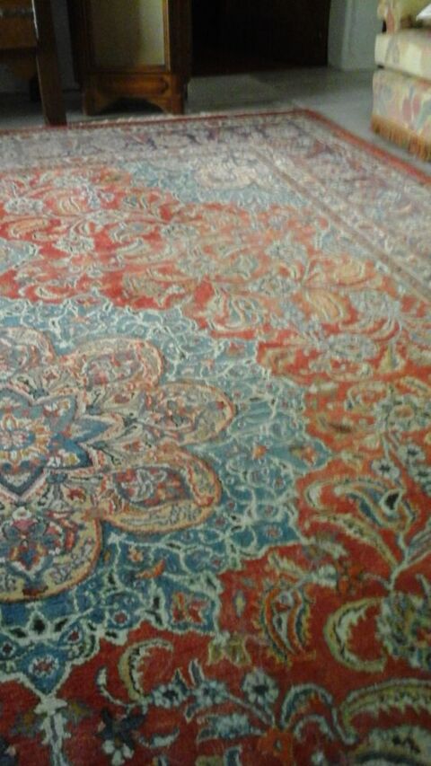 TRES BEAU TAPIS PERSAN NOUE MAIN 2200 Allgre-les-Fumades (30)