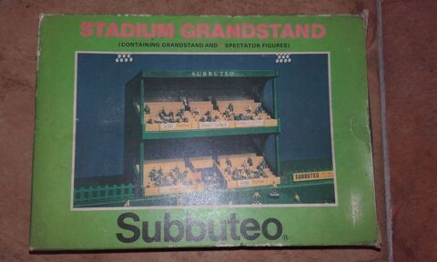 Subbuteo - Stadium Grandstand / Grande Tribune (C140) 150 Angers (49)