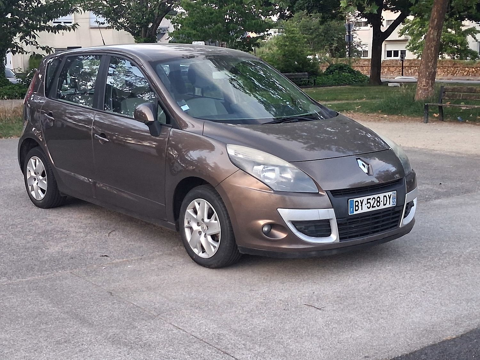 Renault scenic iii dCi 95 FAP eco2 Expression Euro 5 2011