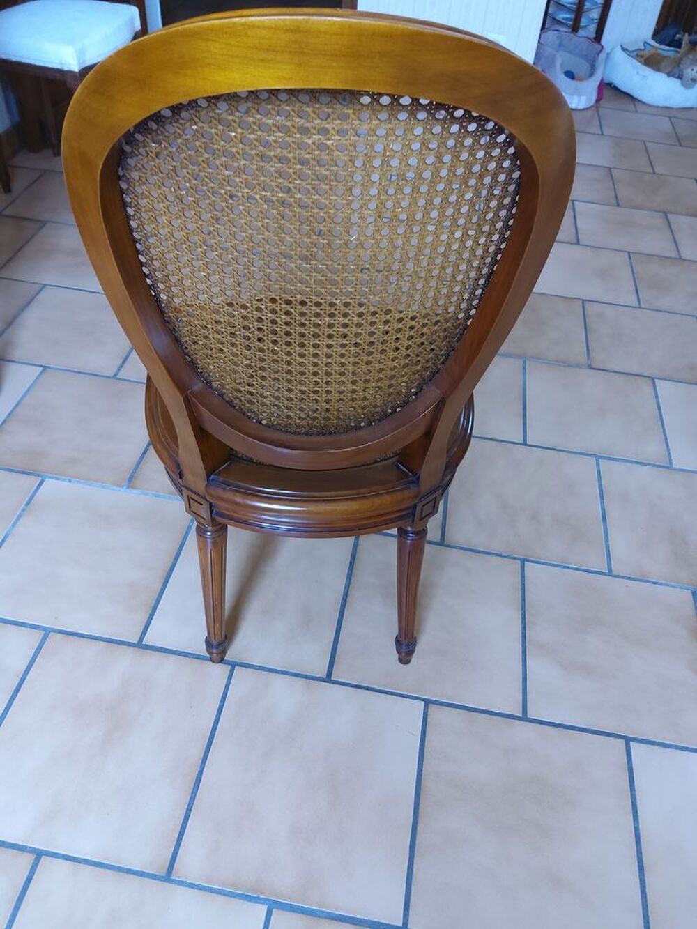 Paire de chaises Louis X V I Meubles