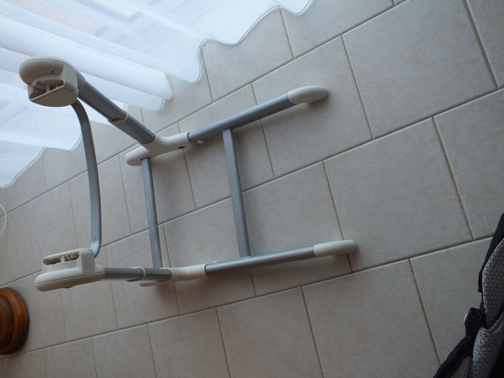 SUPPORT KEYO POUR NACELLE MARQUE BB CONFORT NEUF Puériculture