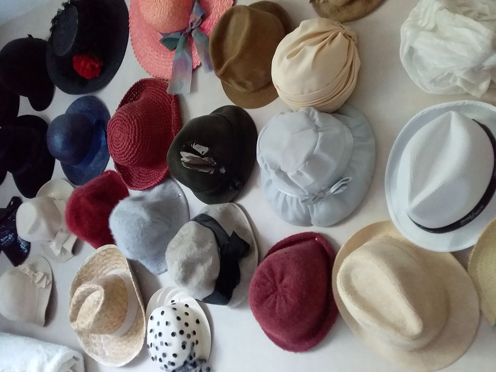 tr&egrave;s belle collection de chapeaux Décoration