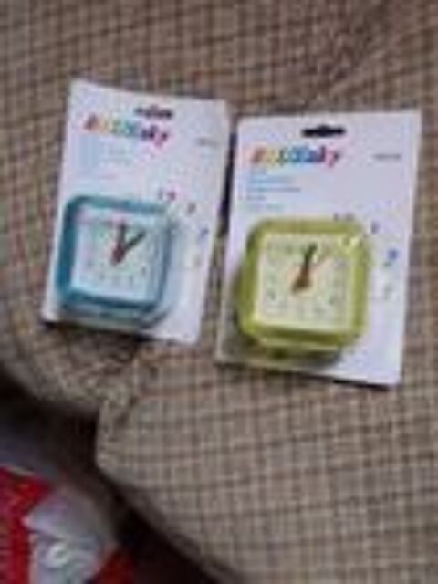 propose reveils,pendule murale 0 Noisy-le-Sec (93)