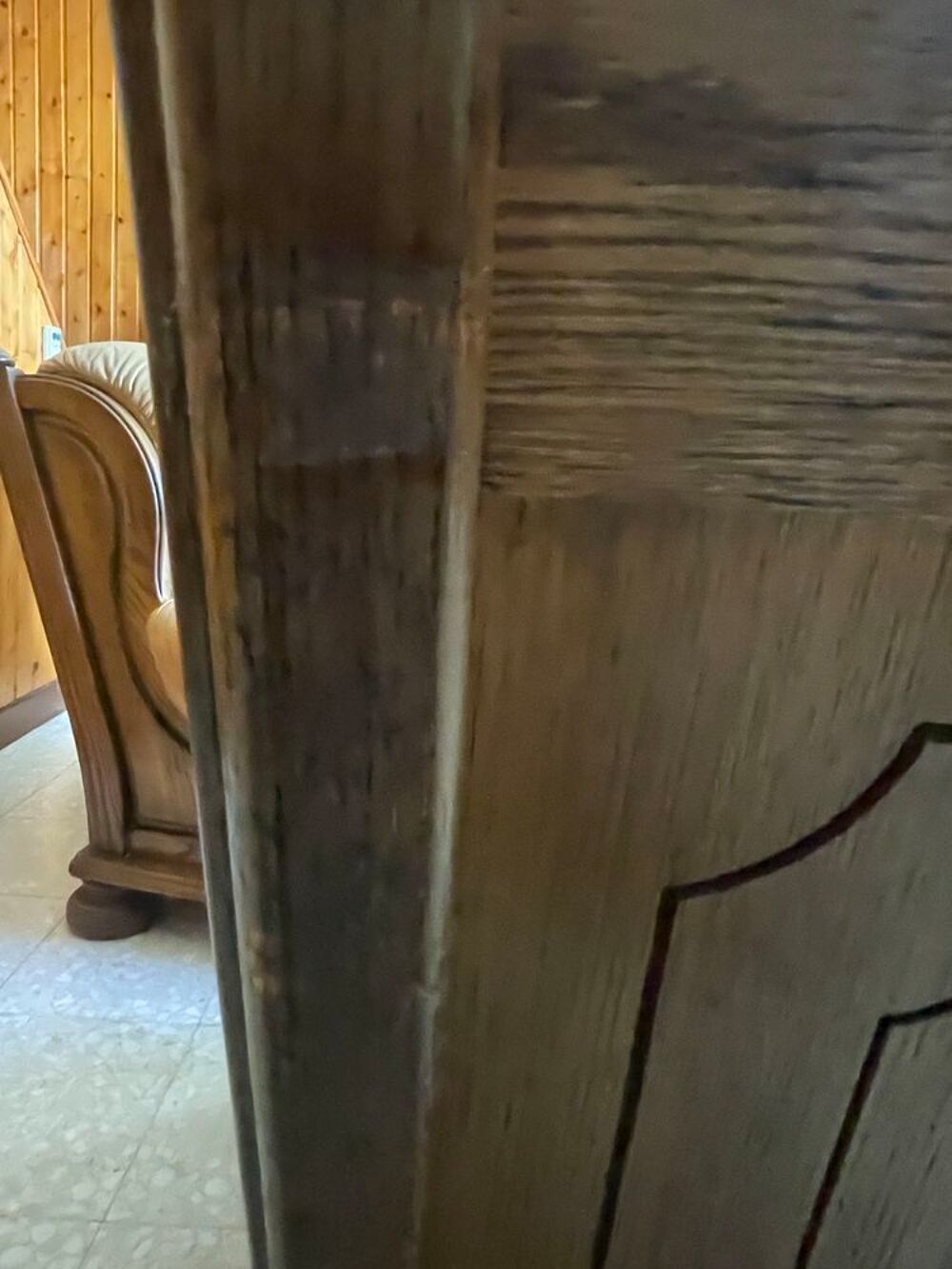 fauteuil de salon en cuir et bois Meubles
