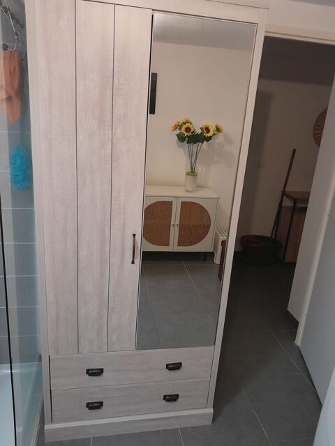 Armoire penderie 80 Toulon (83)