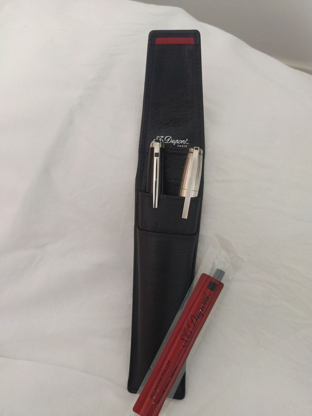 Stylo plume et Roller DUPONT +pochette cuir 