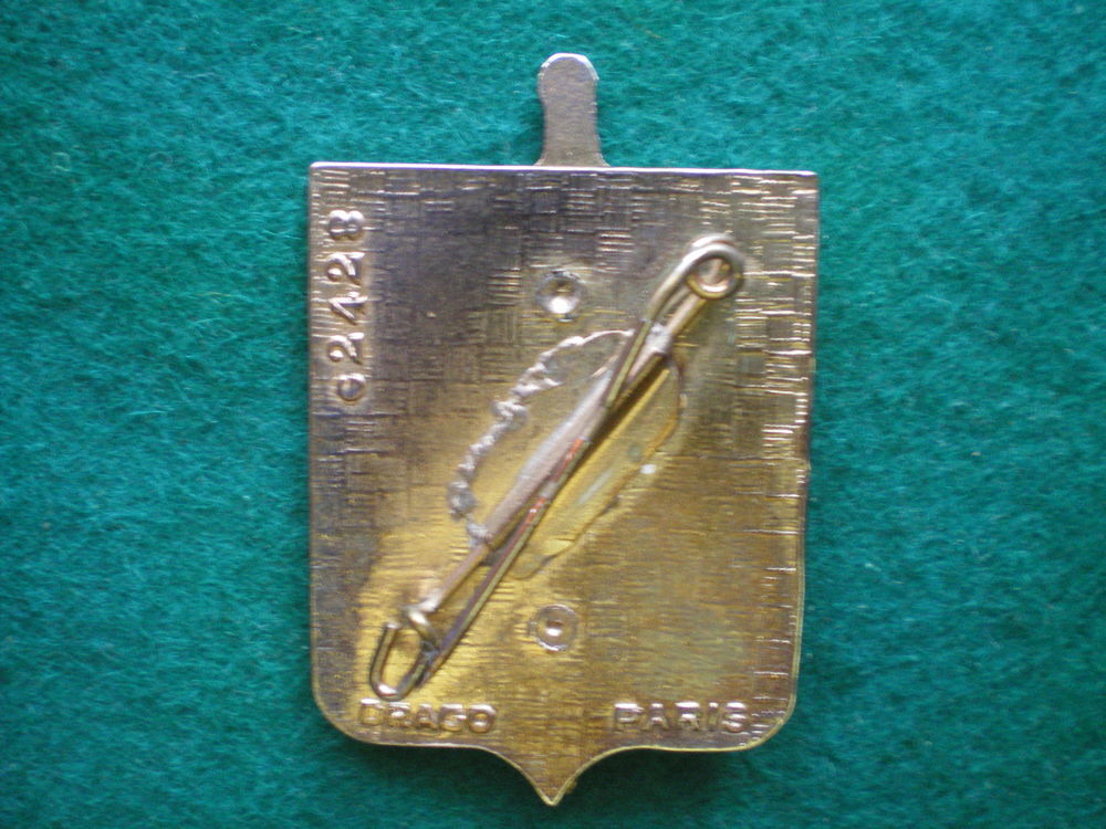 Insigne de Sant&eacute; - Centre Hospitalier des Arm&eacute;es H.BAUR. 