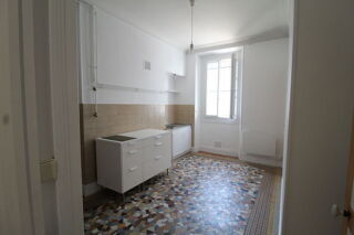  Appartement à louer 1 pièce 35 m²