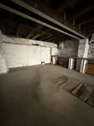  Parking / Garage à louer 20 m²