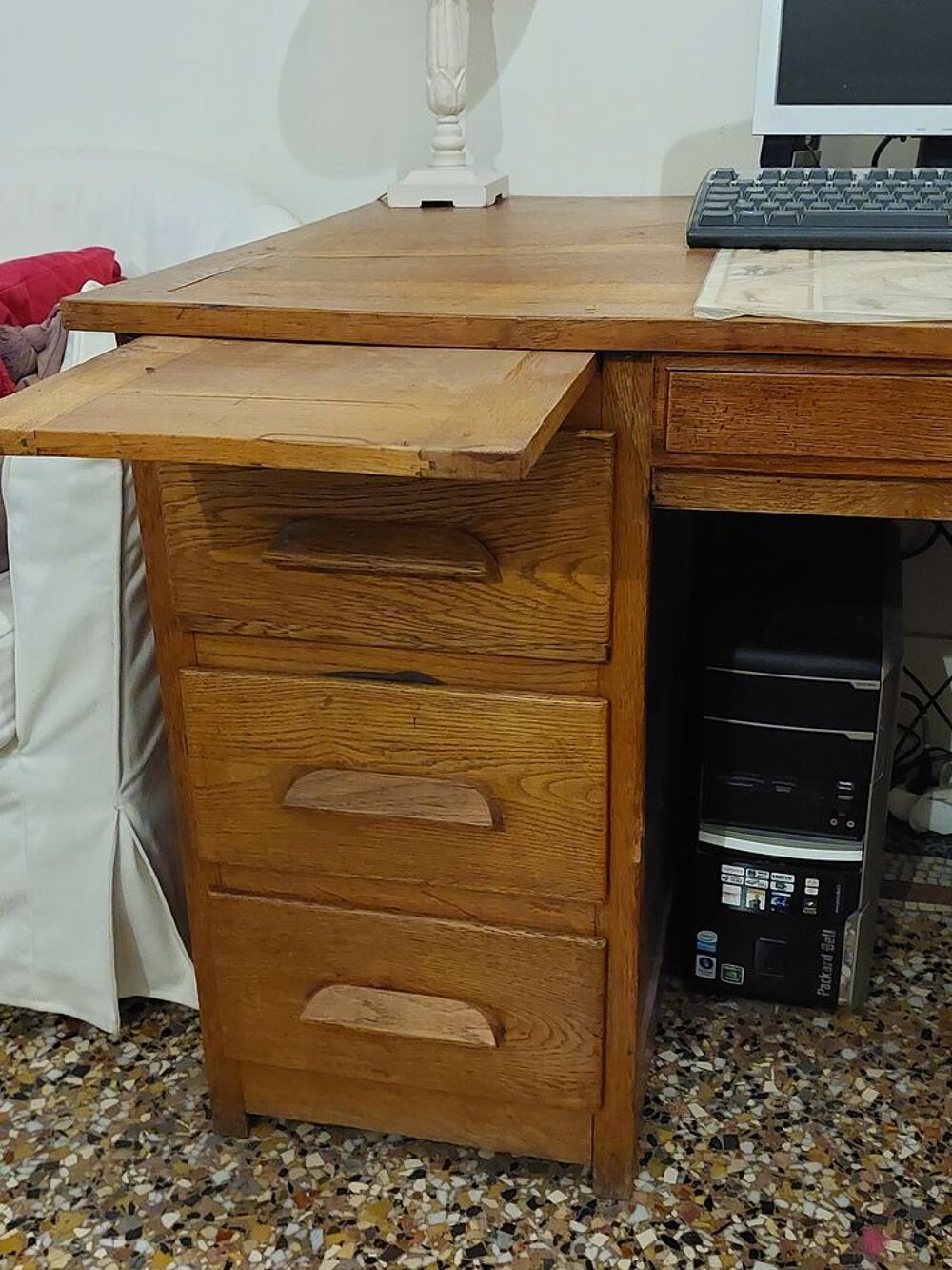 V&eacute;ritable bureau de professeur Meubles