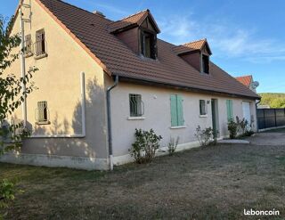 Maison 9 pièces 169 m² · à Saint-Amand-Montrond · 169 m² · 209 000 €