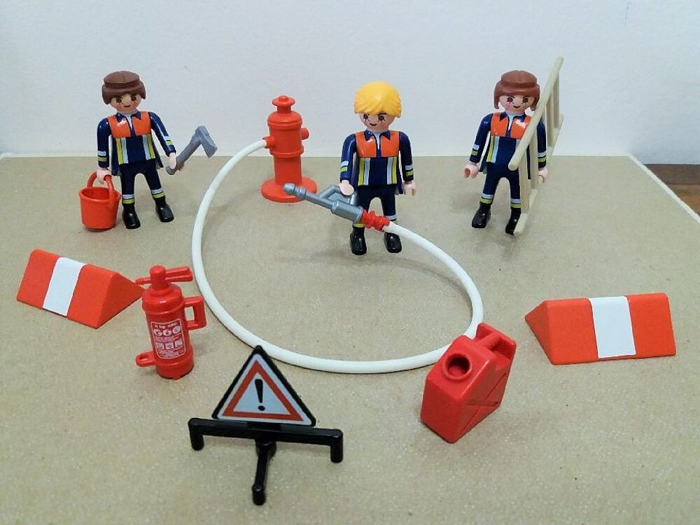 Les pompi&egrave;res Playmobil Jeux / jouets