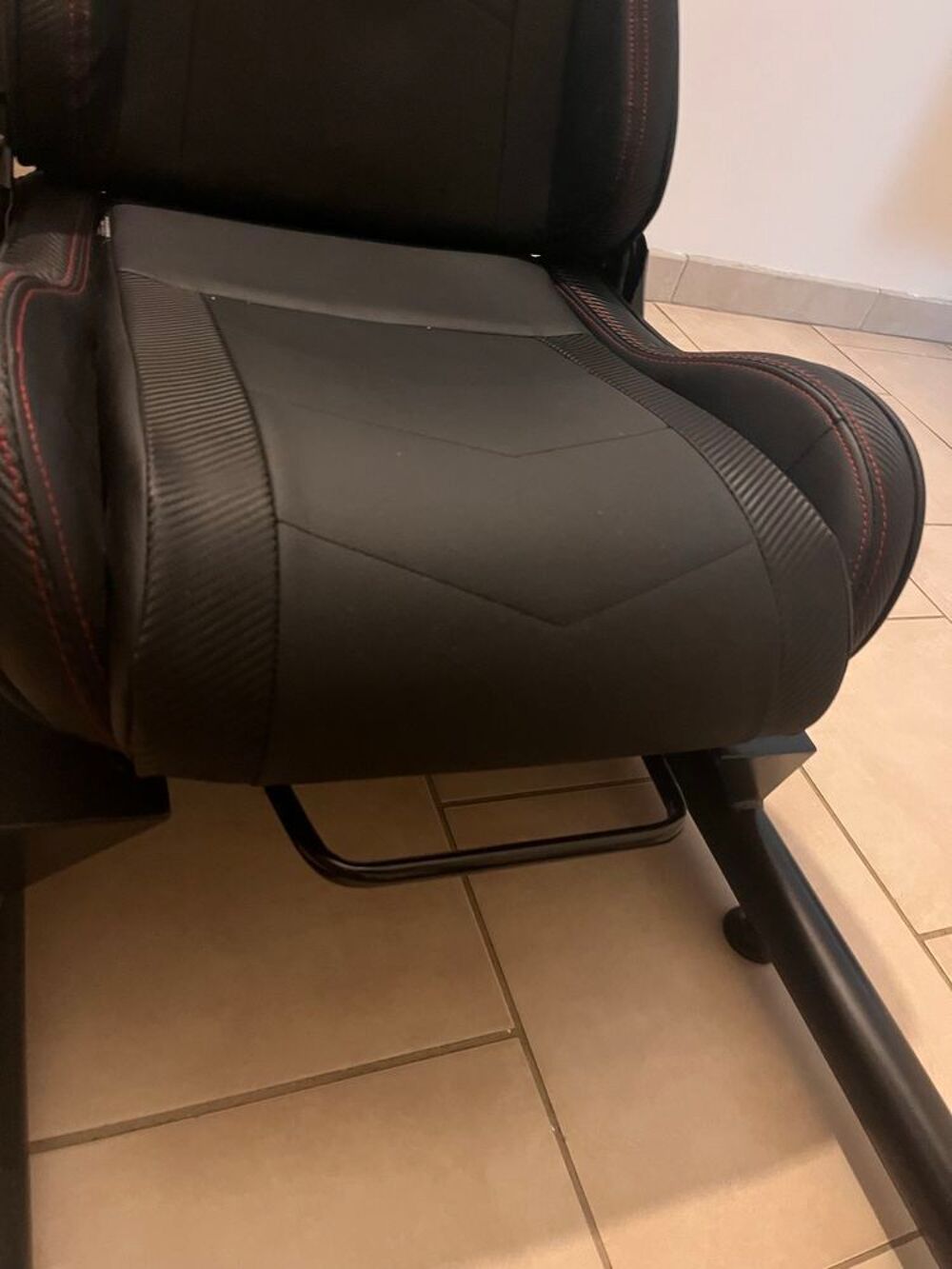 Simulateur Simracing complet, ch&agrave;&cent;ssis GTPlayer, Volant Trustmaster F1 Add-on, P&eacute;dalier Thrusmaster T-LCM Load-Cell et base Trustmaster T300 Servo Base Consoles et jeux vidéos
