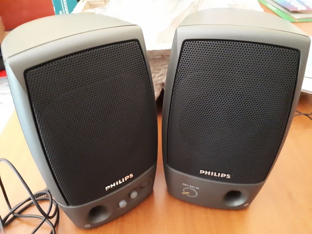 PAIRES ENCEINTES PHILIPS NEUVES Audio et hifi