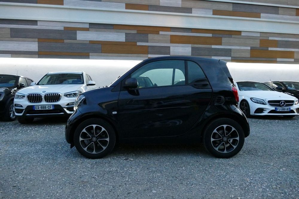 ForTwo Fortwo Coup&eacute; 1.0 61 ch Pure 2015 occasion 13600 La Ciotat