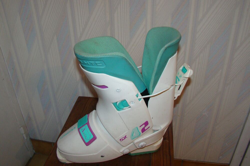 Chaussures ski Salomon T. 38 MP 24.5 vintage ann&eacute;es 1980 Sports